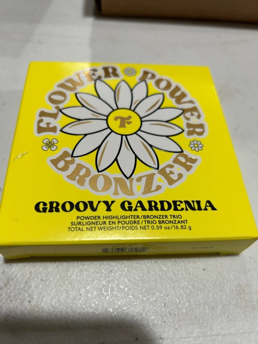 Flower Power Bronzer Trio - Groovy Gardenia (Yellow)
